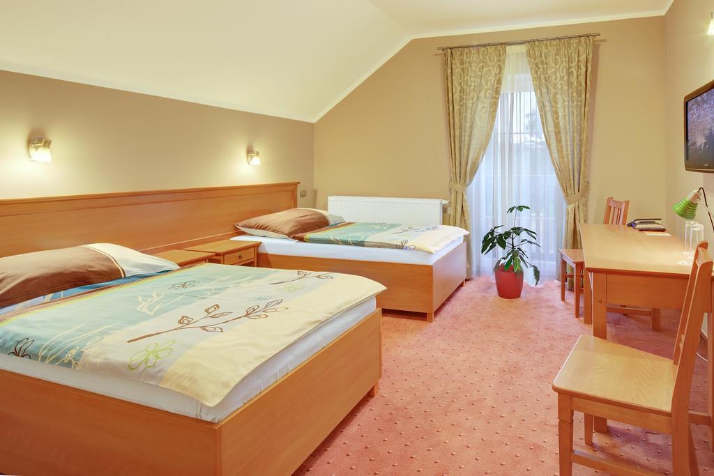 Penzion Harmonie Žlutice Quarto foto